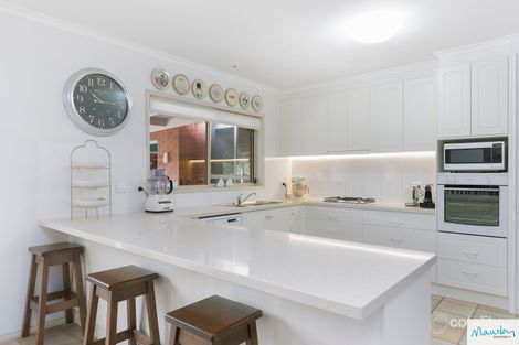 Property photo of 11 Chelsea Boulevard Strathdale VIC 3550