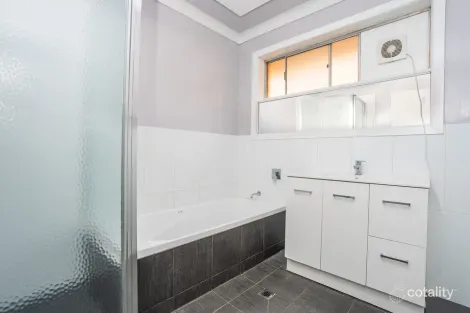 Property photo of 423 Pine Avenue Lavington NSW 2641