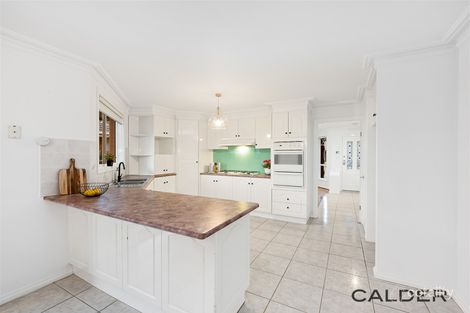 Property photo of 11 Poa Court Delahey VIC 3037