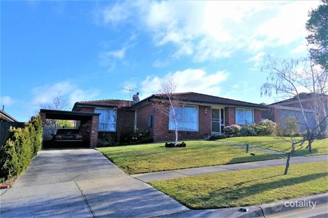 Property photo of 11 Shafer Court Endeavour Hills VIC 3802