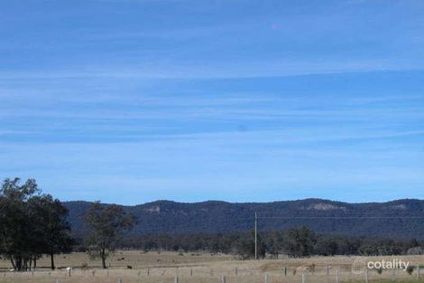 Property photo of 53 Barraba Lane Quorrobolong NSW 2325