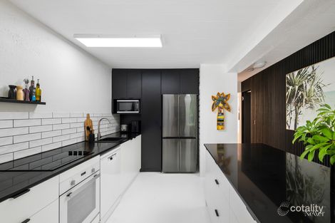 Property photo of 2/46 Park Crescent Sunshine Beach QLD 4567