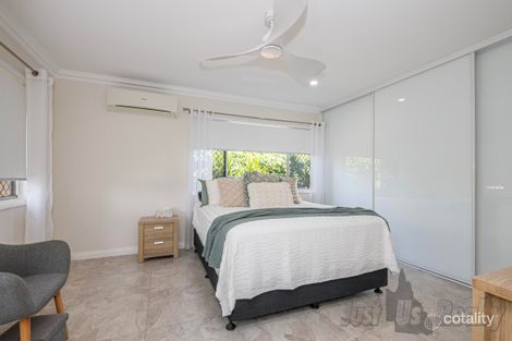 Property photo of 17 Limpus Crescent Kalkie QLD 4670