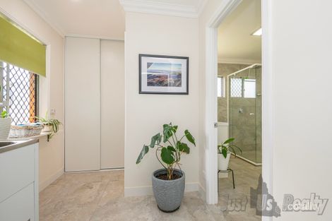 Property photo of 17 Limpus Crescent Kalkie QLD 4670