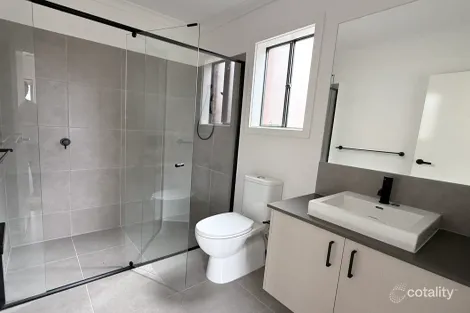 Property photo of 70 Kingdom Boulevard Weir Views VIC 3338