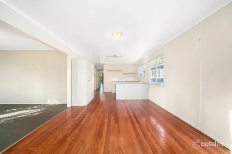 Property photo of 25 Tenth Avenue Sandgate QLD 4017