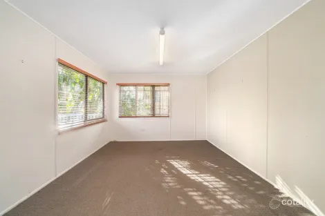 Property photo of 25 Tenth Avenue Sandgate QLD 4017