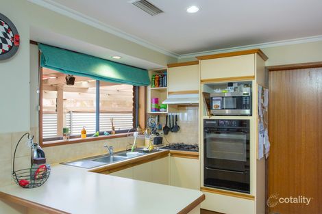 Property photo of 9 Bedggood Court Sebastopol VIC 3356