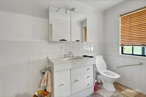 Property photo of 145 Avoca Crescent Maryborough VIC 3465