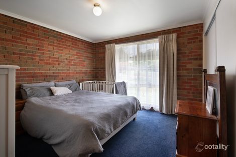 Property photo of 2/37 Maldon Road McKenzie Hill VIC 3451