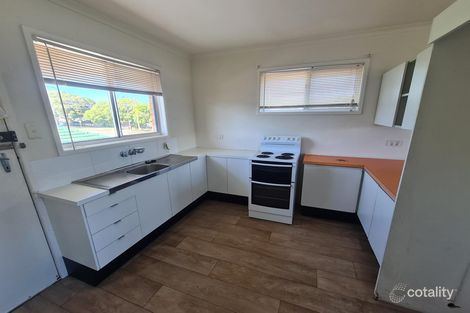 2/2a Woodcock St, Scarborough, QLD 4020