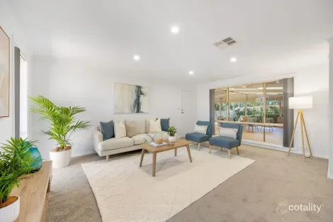 Property photo of 16 Helen Mayo Crescent Bonython ACT 2905