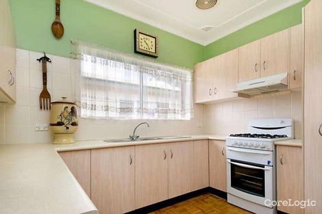 Property photo of 17 Robin Crescent Woy Woy NSW 2256