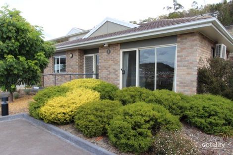 Property photo of 7/2 Moirunna Road Lindisfarne TAS 7015