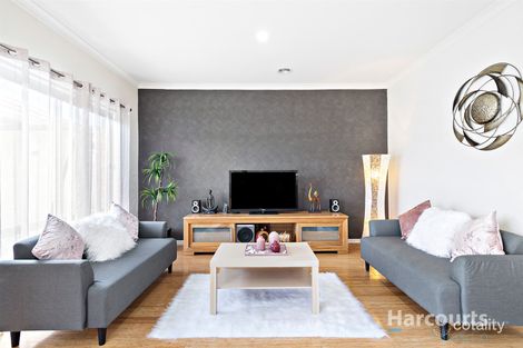 Property photo of 52 Towerhill Avenue Doreen VIC 3754