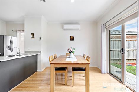 Property photo of 52 Towerhill Avenue Doreen VIC 3754