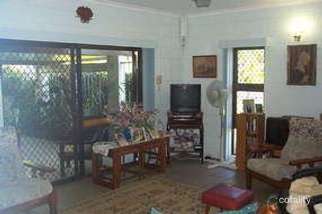 Property photo of 28 Tamarind Street Holloways Beach QLD 4878