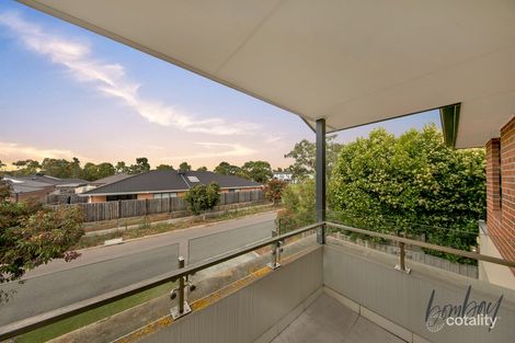 Property photo of 10 Redrock Road Wollert VIC 3750