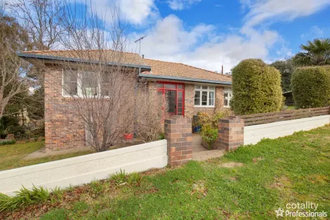 2-4 Garibaldi St, Armidale, NSW 2350