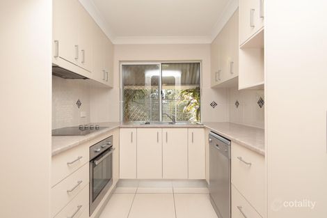 25/22-26 Warren St, St Lucia, QLD 4067