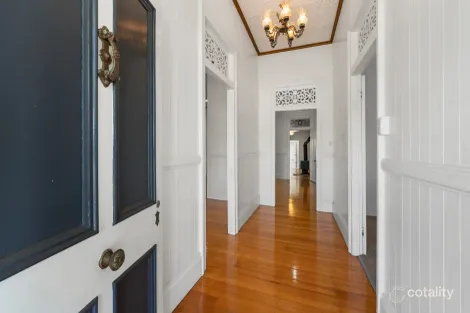 Property photo of 32 Railway Street Pittsworth QLD 4356