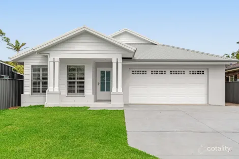 33 POPLARS AVE, BATEAU BAY, NSW 2261