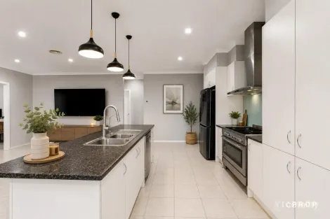 Property photo of 34 Como Avenue Burnside Heights VIC 3023
