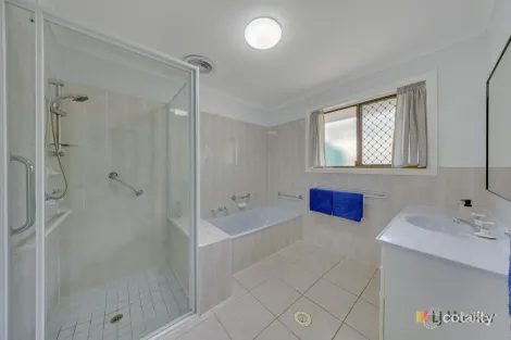 Property photo of 3 Salgado Street Boyne Island QLD 4680