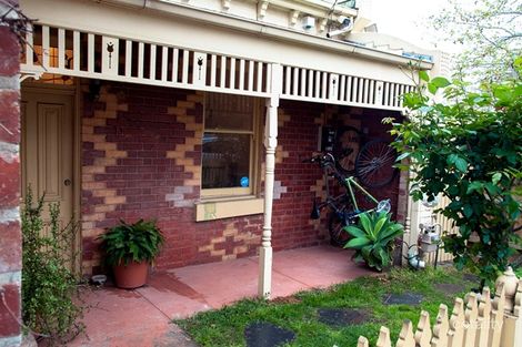 Property photo of 23 Oldis Avenue Northcote VIC 3070