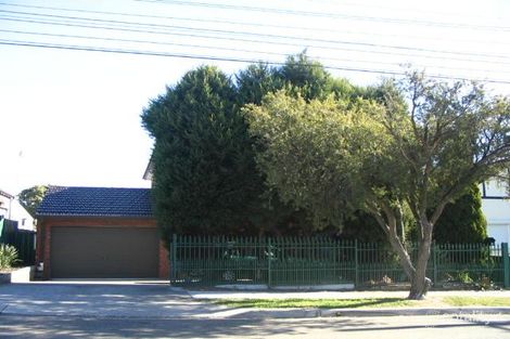 29 Thorncraft Pde, Campsie, NSW 2194