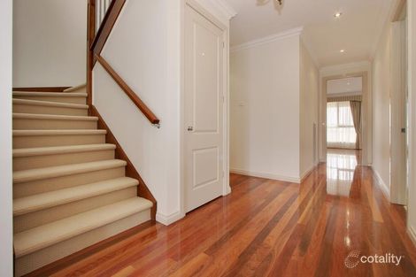 Property photo of 7 Kingston Way Mooroolbark VIC 3138