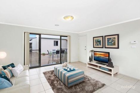 Property photo of 8 Ayrton Street Gungahlin ACT 2912