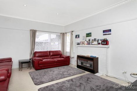 Property photo of 64 McIntyre Road Sunshine North VIC 3020