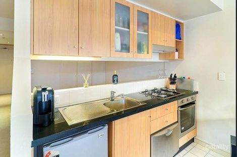 2004/79-81 Berry St, North Sydney, NSW 2060