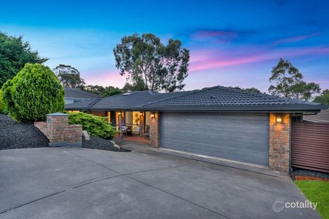 Property photo of 32 Dunalbyn Drive Aberfoyle Park SA 5159