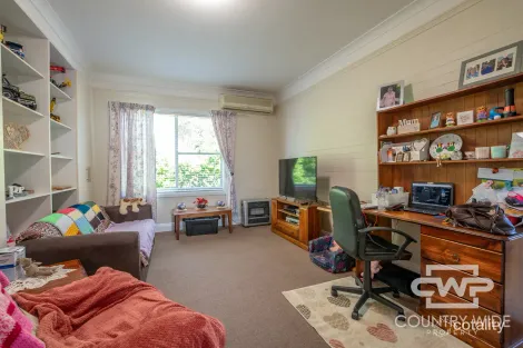 Property photo of 157 Wentworth Street Glen Innes NSW 2370