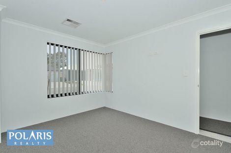 Property photo of 15 Persan Way Dayton WA 6055