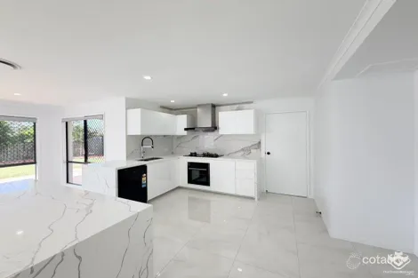 Property photo of 8 Lancaster Circuit Stretton QLD 4116