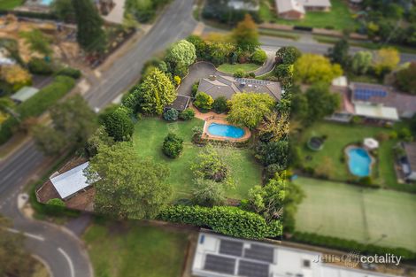 Property photo of 2-4 Knees Road Park Orchards VIC 3114