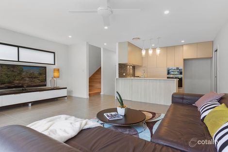 Property photo of 2/15 Simon Street Yeronga QLD 4104