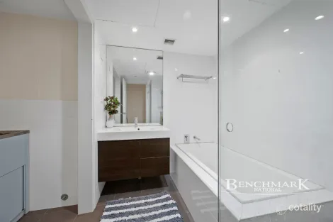 Property photo of 4/6 Mead Drive Chipping Norton NSW 2170