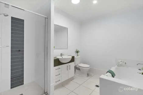 Property photo of 46 Sandover Circuit Holmview QLD 4207