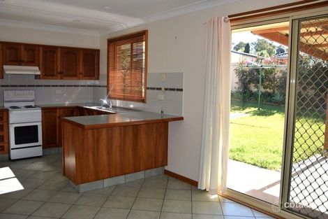 Property photo of 6 Scarlet Close Metford NSW 2323