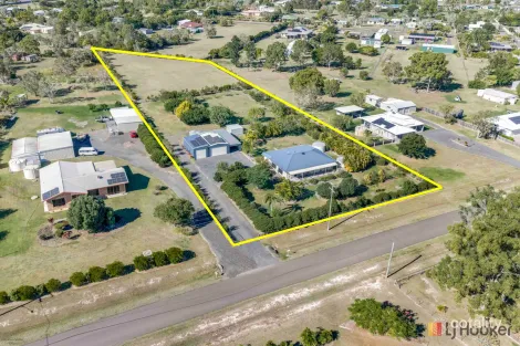 Property photo of 16 Polo Place Branyan QLD 4670