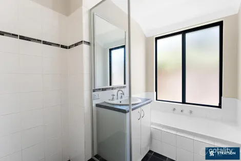 Property photo of 17 Edsell Entrance Brookdale WA 6112