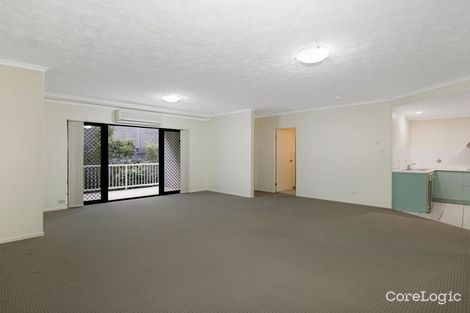Property photo of 3/147 Riding Road Hawthorne QLD 4171