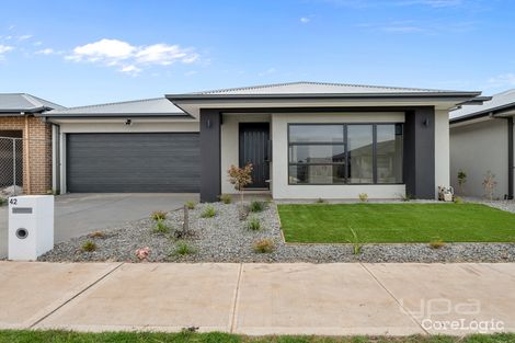 Property photo of 42 Sparrowhawk Crescent Deanside VIC 3336