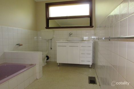 Property photo of 21 Henry Street Ringwood VIC 3134