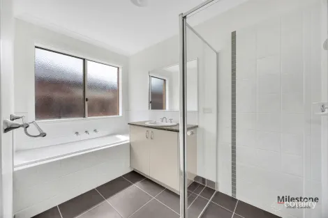 Property photo of 85 Isabella Way Tarneit VIC 3029