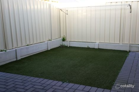 Property photo of 2/11 Clifton Street Maddington WA 6109